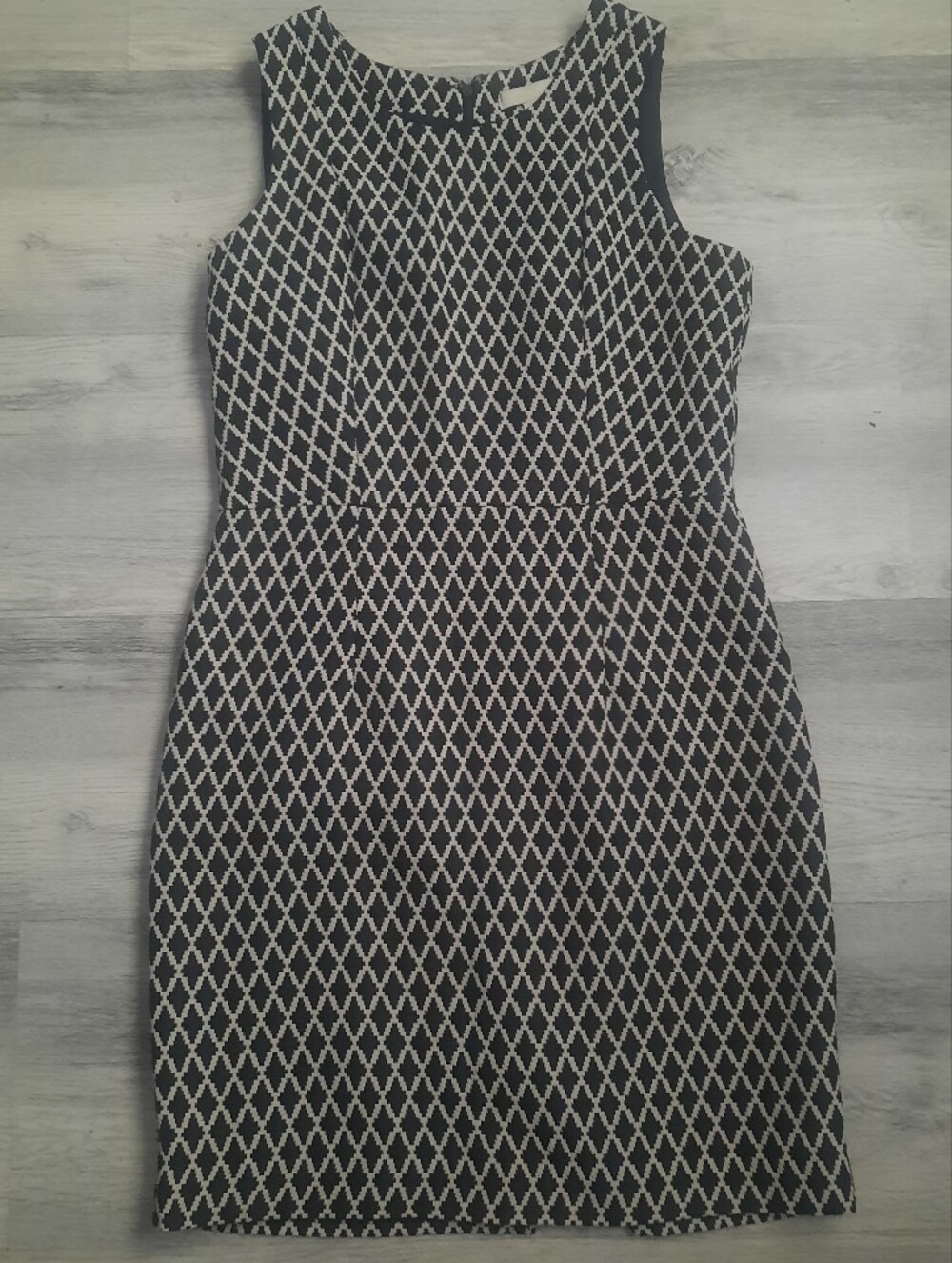 Bansna Republic Sleeveless Black and Cream Diamond Sheath Dress